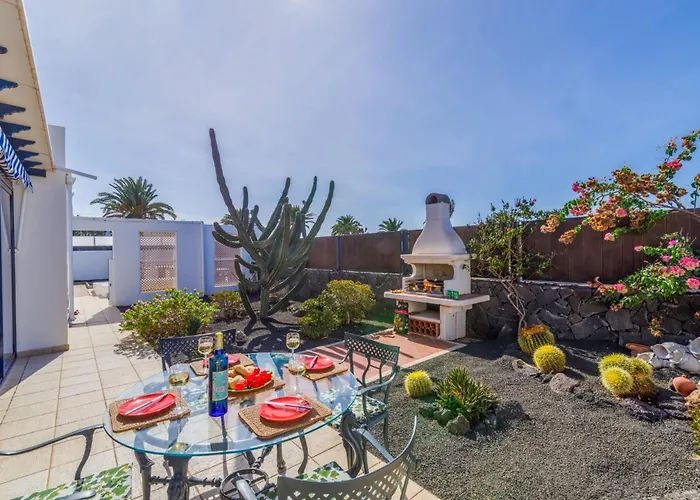 Castillo Del Aguila By Villa