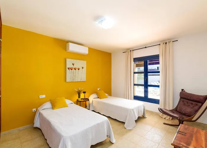 Castillo Del Aguila By Villa Playa Blanca